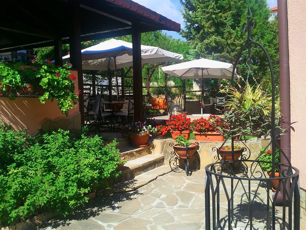 Motivi Hotel Saints Constantine and Helena Exteriér fotografie